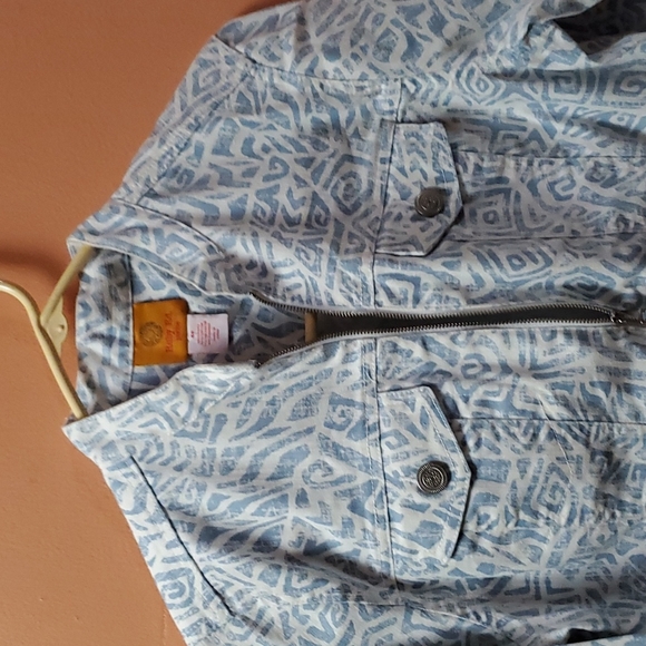 Ruby Red Petite Women's Jacket. - Picture 4 of 6